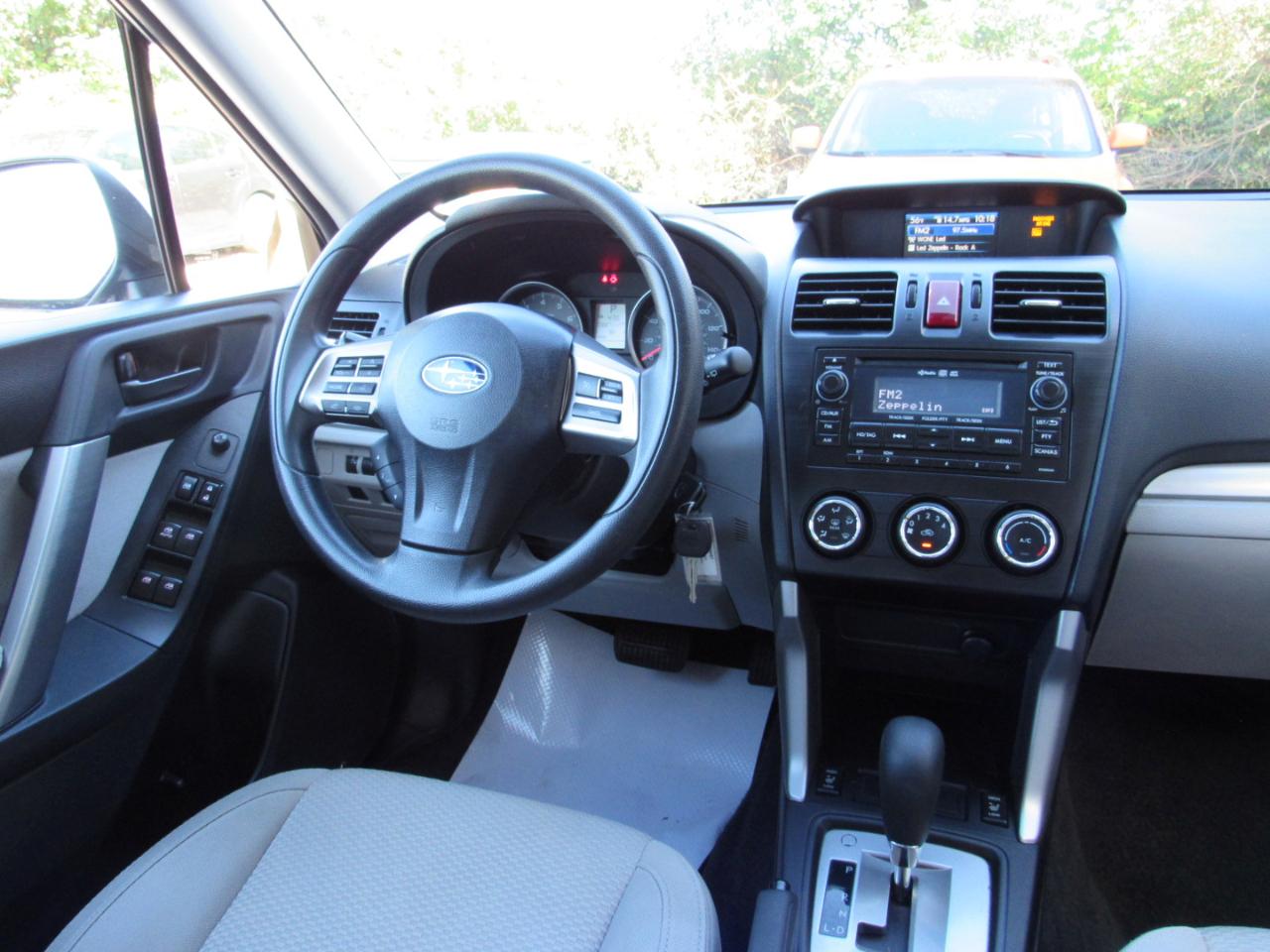 Subaru Forester 4dr CVT 2.5i Premium PZEV 2015