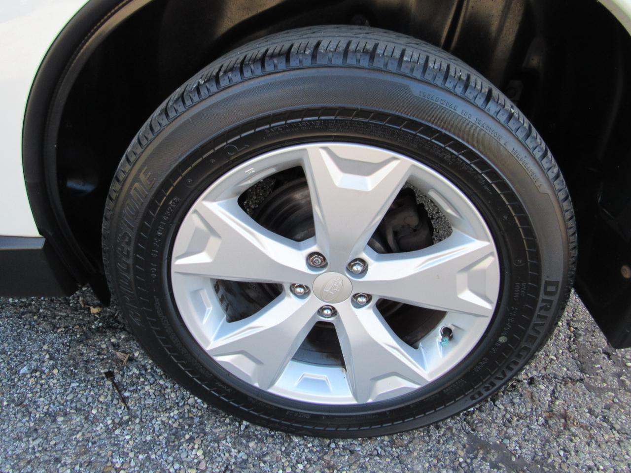 Subaru Forester 4dr CVT 2.5i Premium PZEV 2015