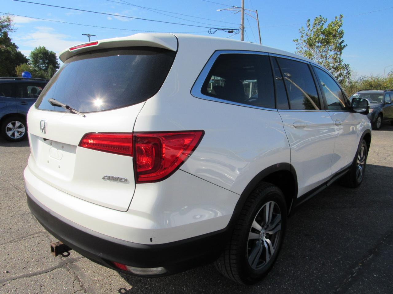 Honda Pilot AWD 4dr EX-L w/Navi 2016