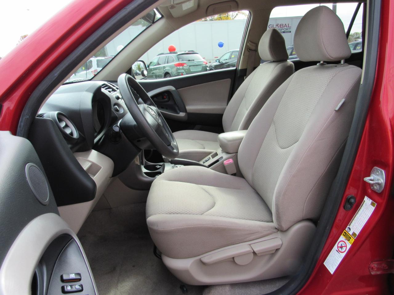 Toyota RAV4 FWD 4dr 4-cyl 4-Spd AT (Natl) 2008