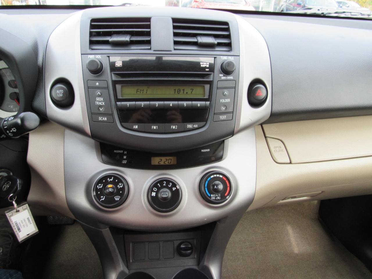 Toyota RAV4 FWD 4dr 4-cyl 4-Spd AT (Natl) 2008