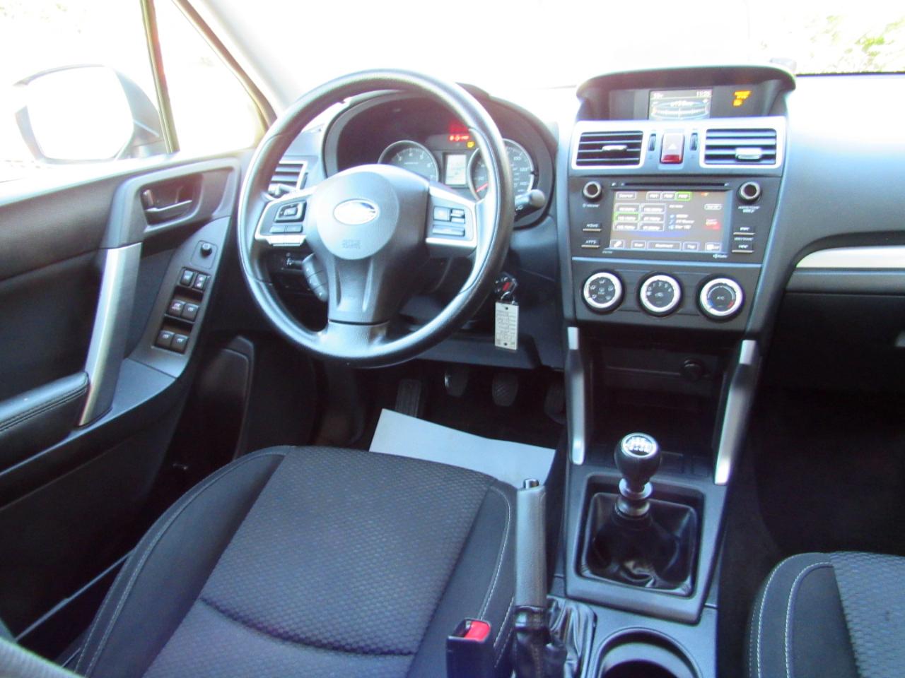 Subaru Forester 4dr Man 2.5i PZEV 2016
