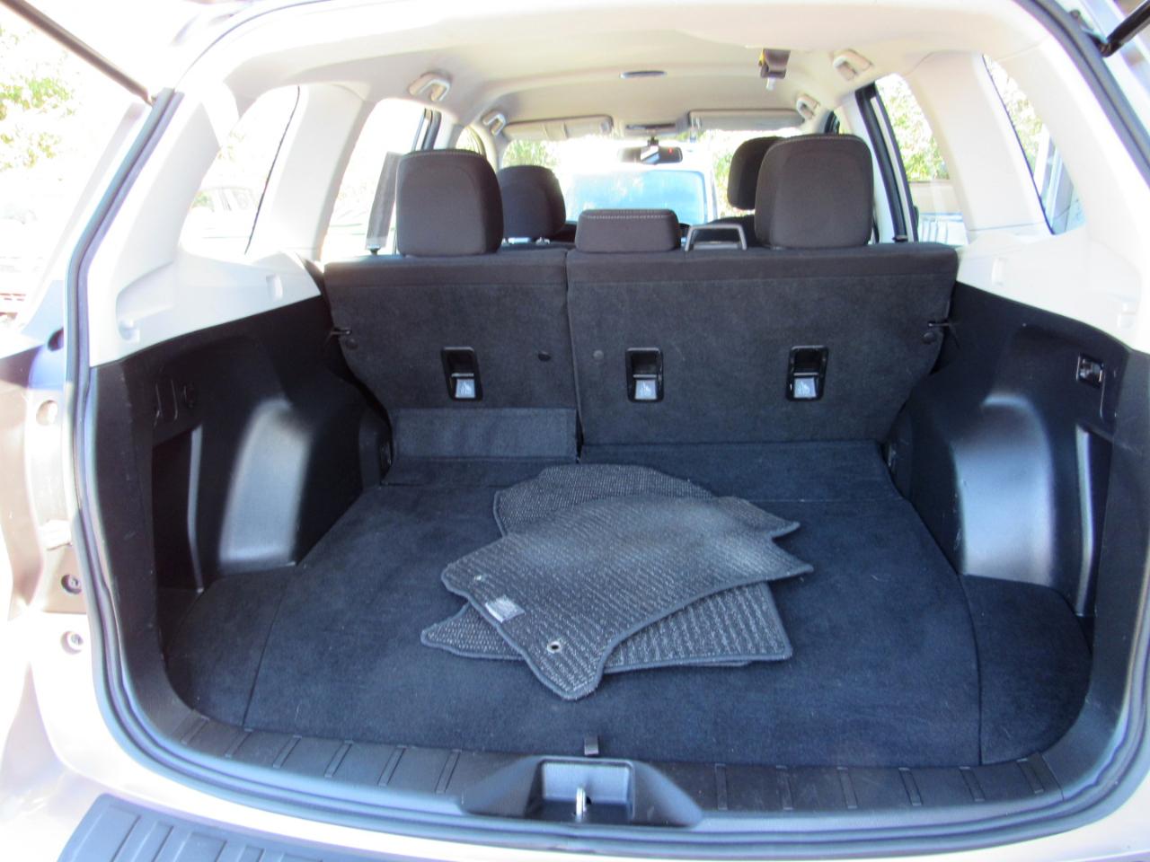 Subaru Forester 4dr Man 2.5i PZEV 2016