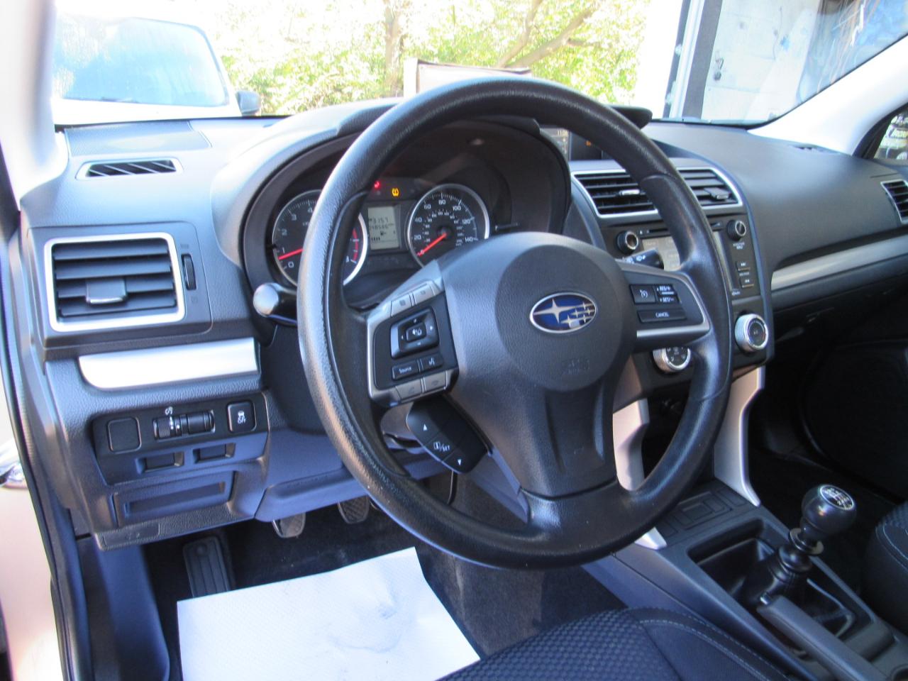 Subaru Forester 4dr Man 2.5i PZEV 2016