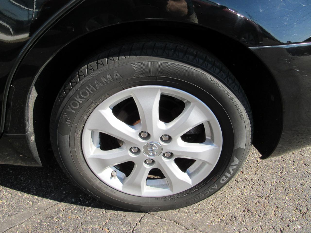 Toyota Camry 4dr Sdn V6 Auto LE (Natl) 2009