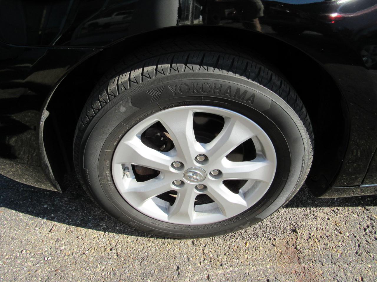 Toyota Camry 4dr Sdn V6 Auto LE (Natl) 2009