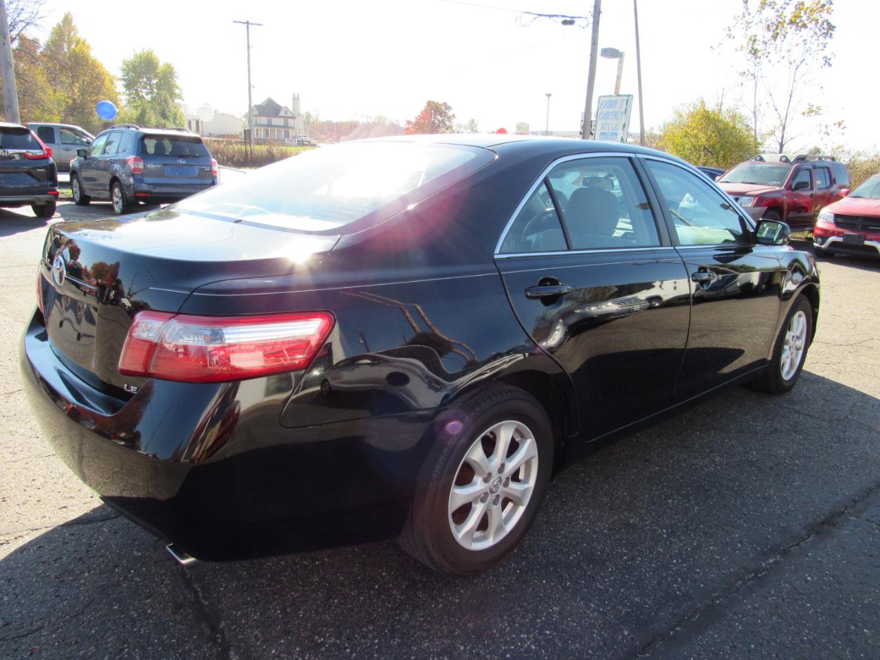 Toyota Camry 4dr Sdn V6 Auto LE (Natl) 2009