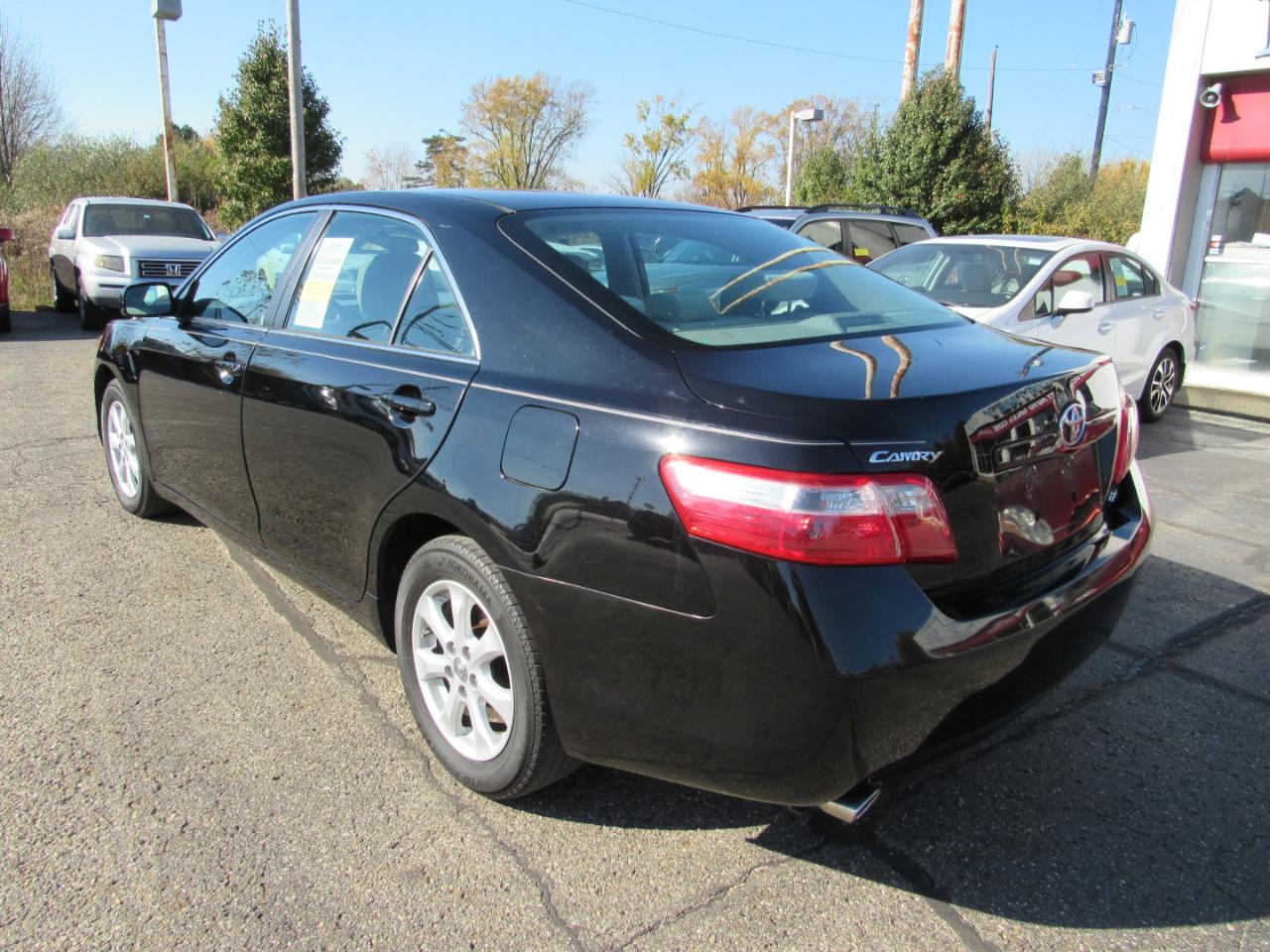Toyota Camry 4dr Sdn V6 Auto LE (Natl) 2009
