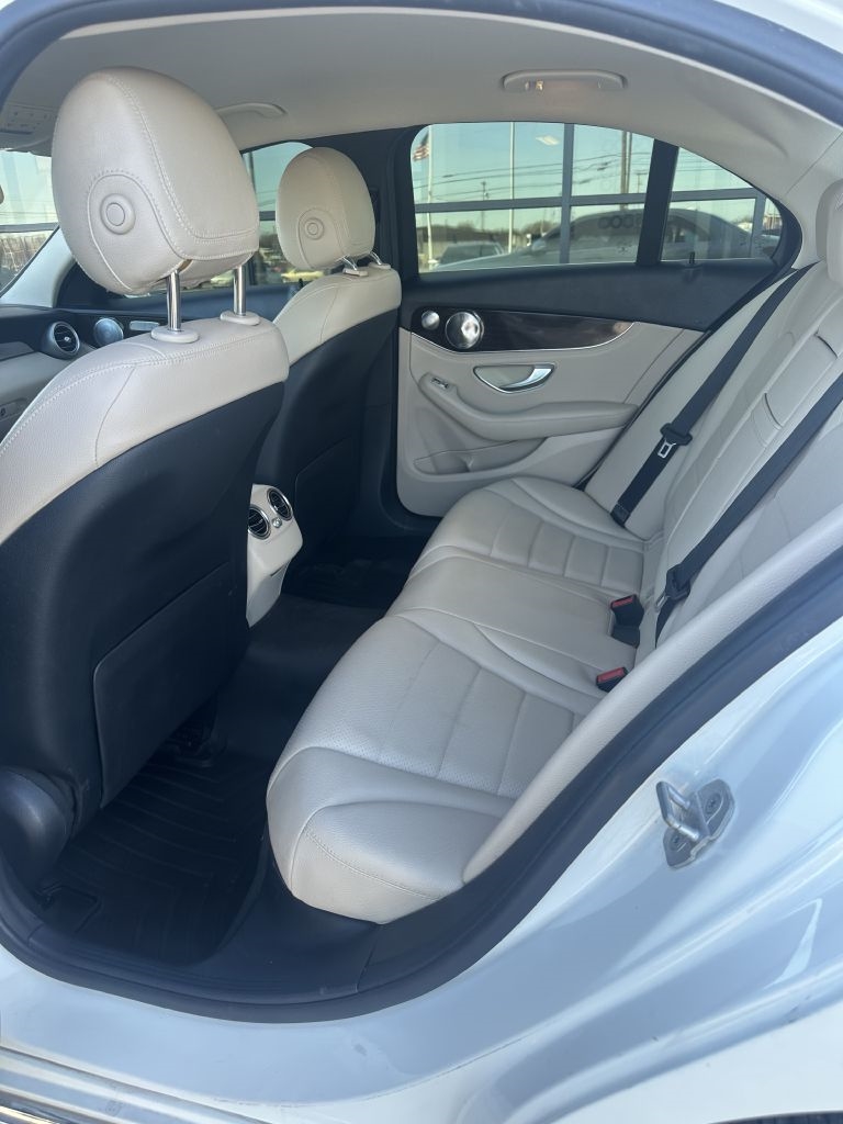 Mercedes-Benz C-Class C300 4MATIC Sedan 2015