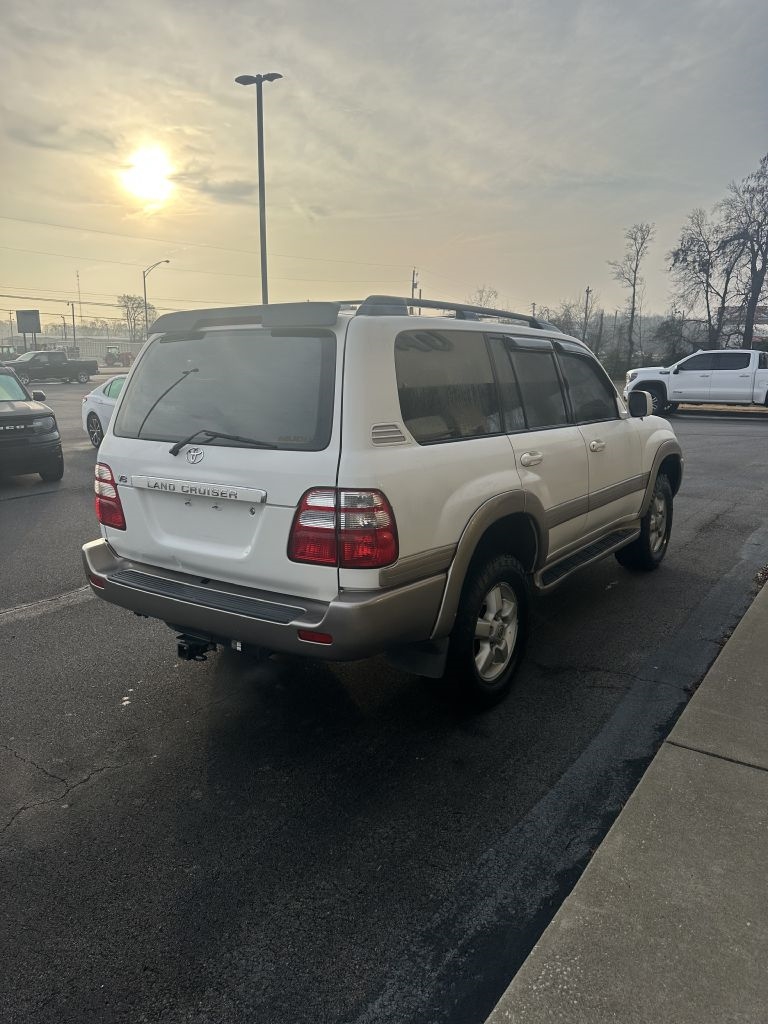 Toyota Land Cruiser 4WD 2003