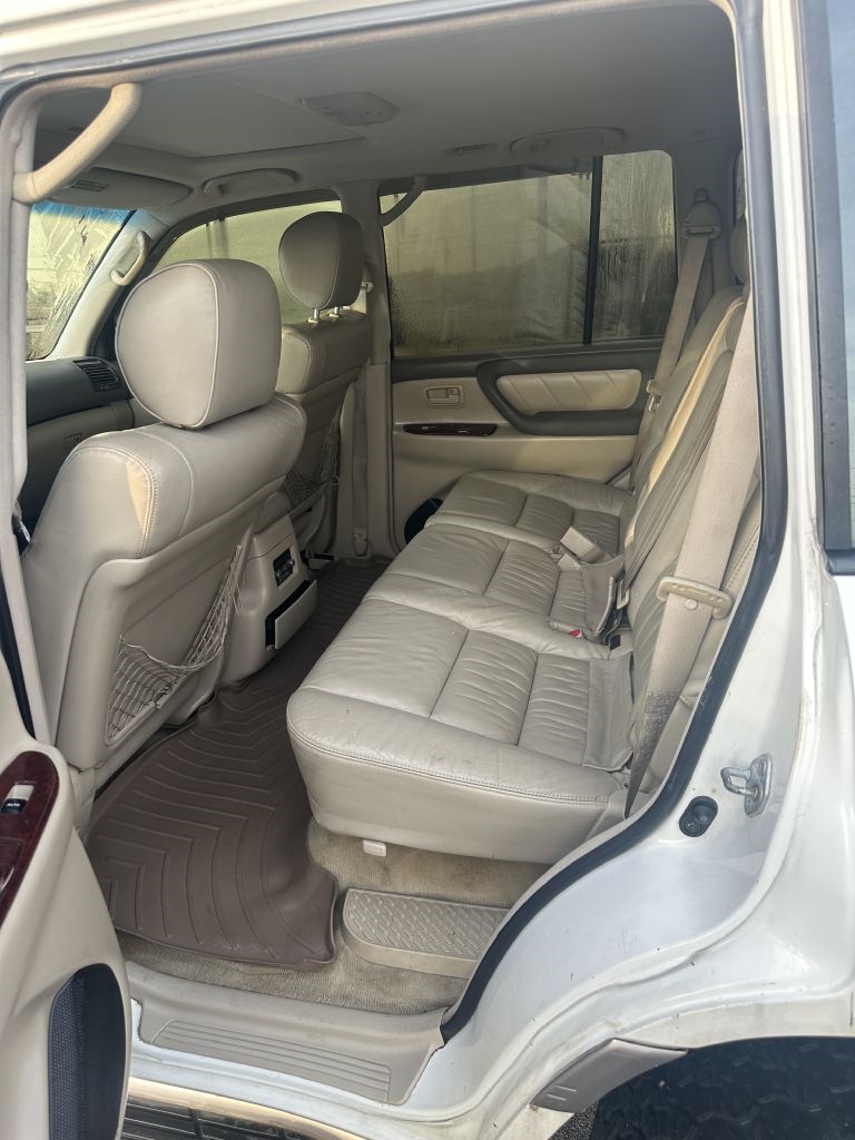 Toyota Land Cruiser 4WD 2003