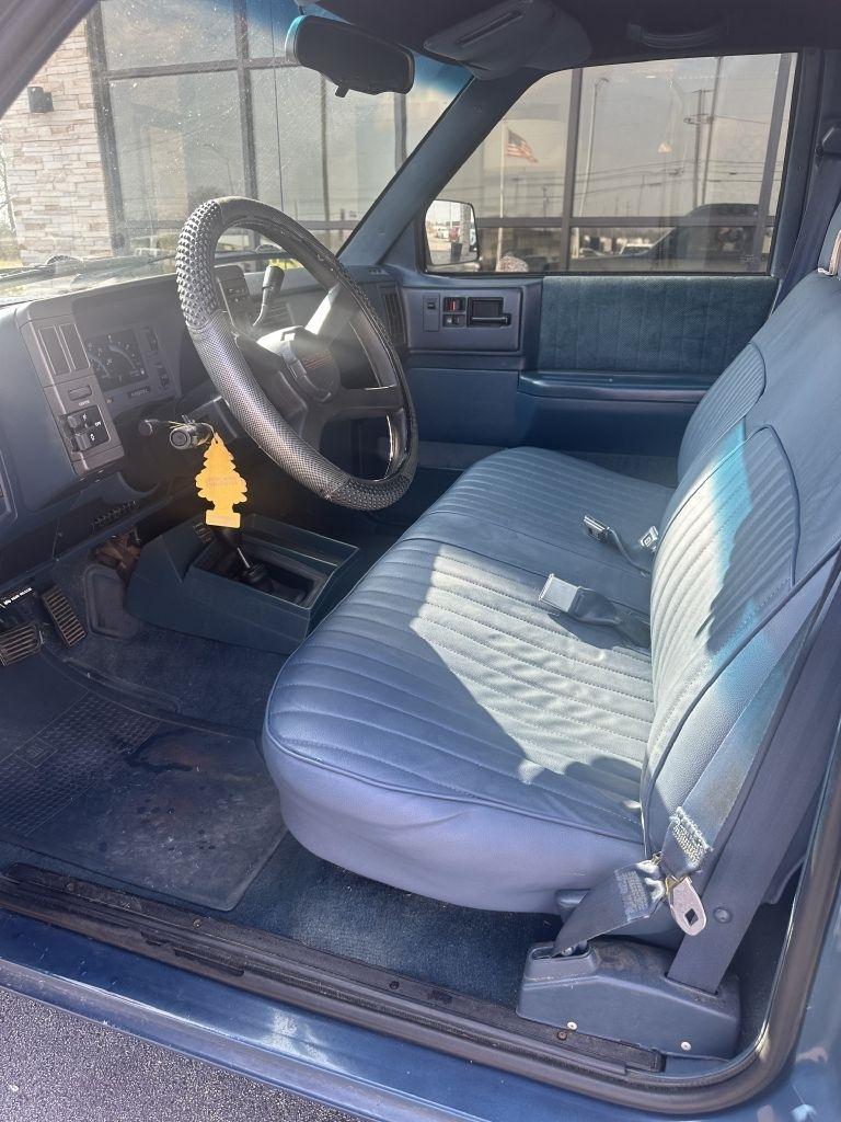 Chevrolet S10 Pickup Reg. Cab Short Bed 4WD 1993