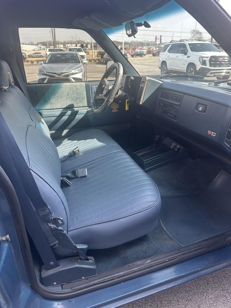 Chevrolet S10 Pickup Reg. Cab Short Bed 4WD 1993