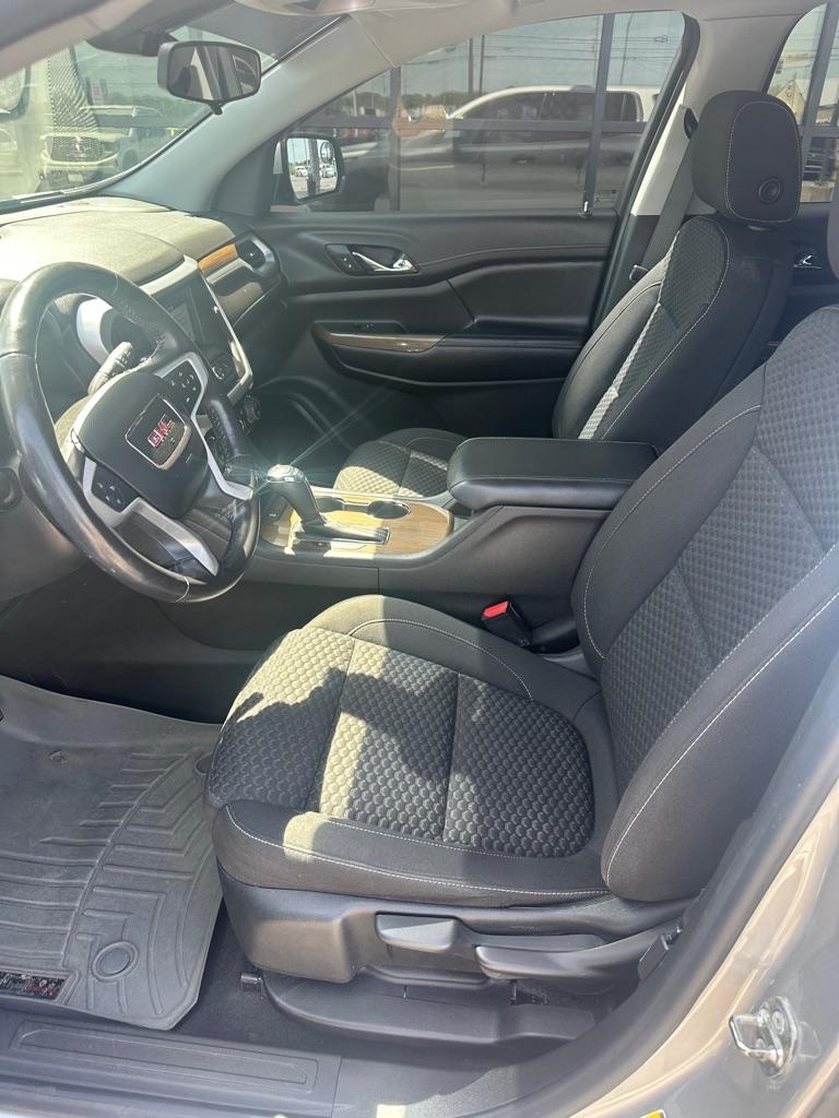 GMC Acadia SLE-1 FWD 2019