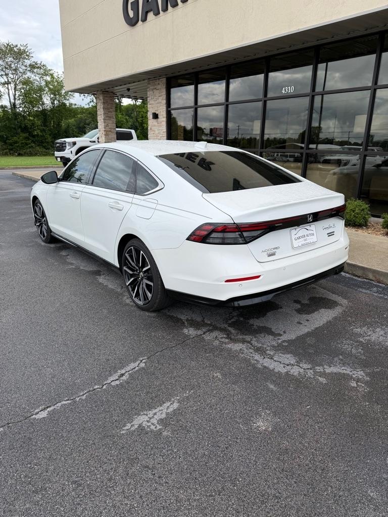 Honda Accord Touring Hybrid 2024