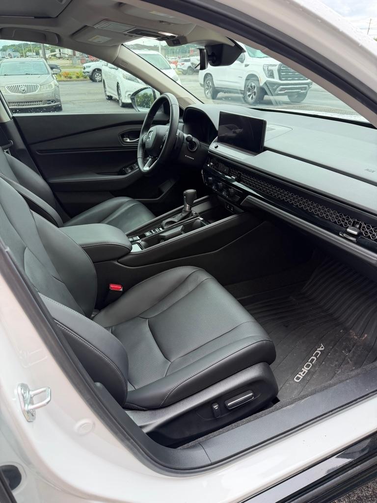 Honda Accord Touring Hybrid 2024