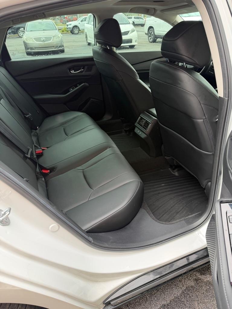 Honda Accord Touring Hybrid 2024
