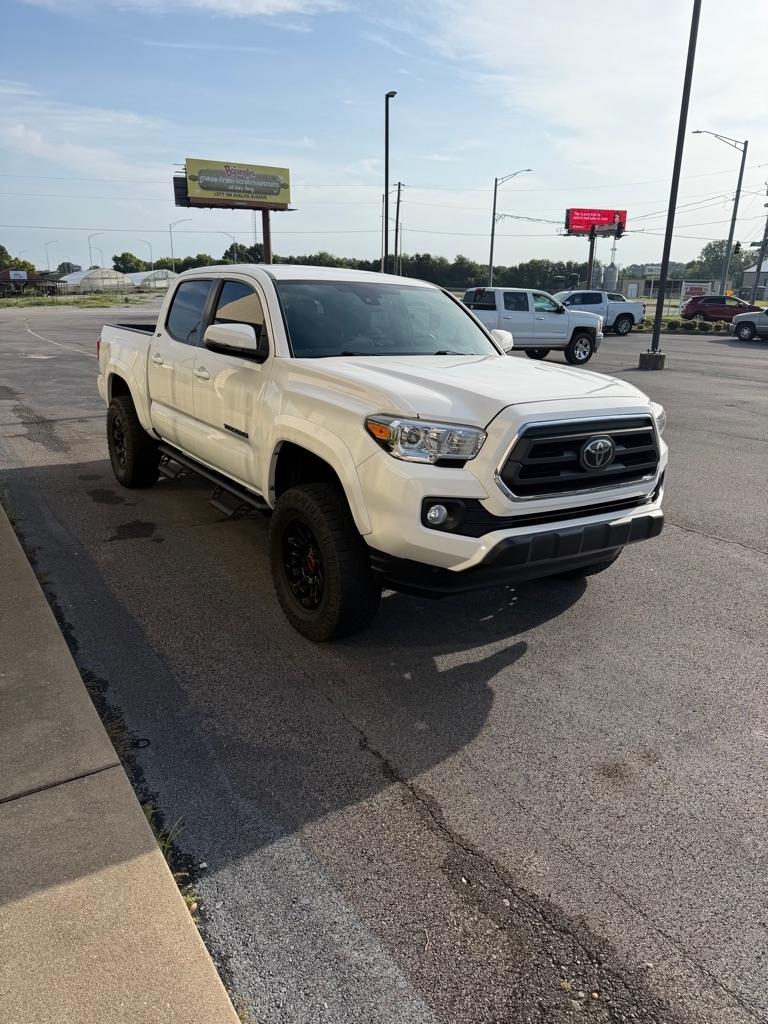 Toyota Tacoma SR5 Double Cab Long Bed V6 6AT 4WD 2022