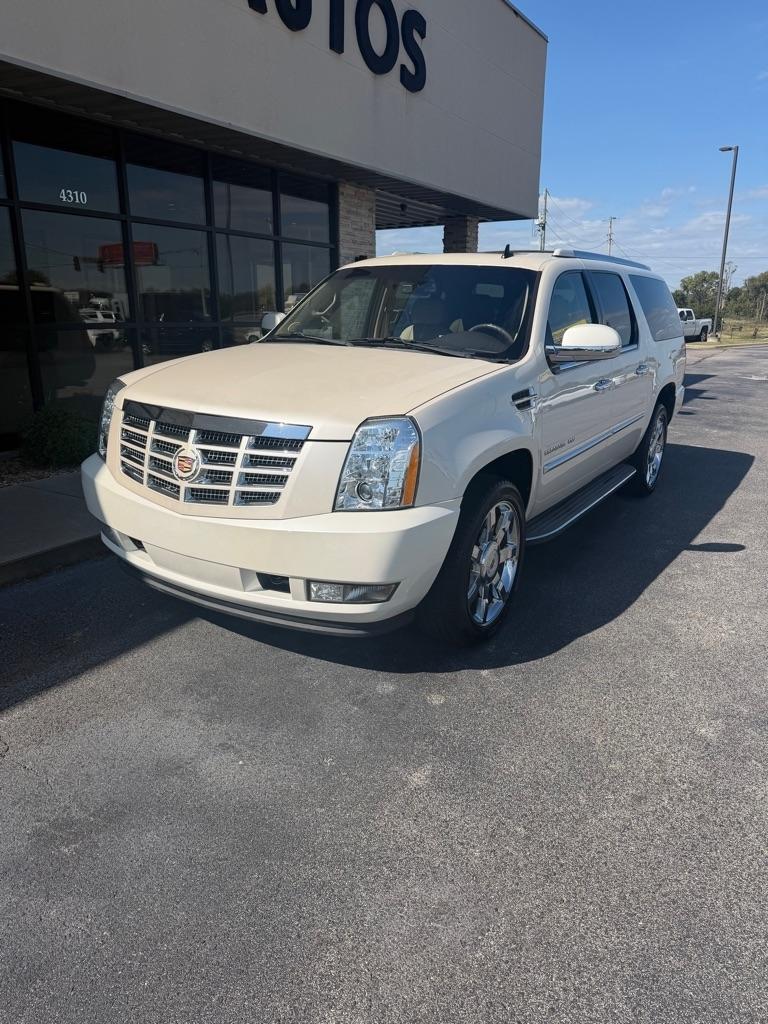 2013 Cadillac Escalade ESV 2WD Luxury