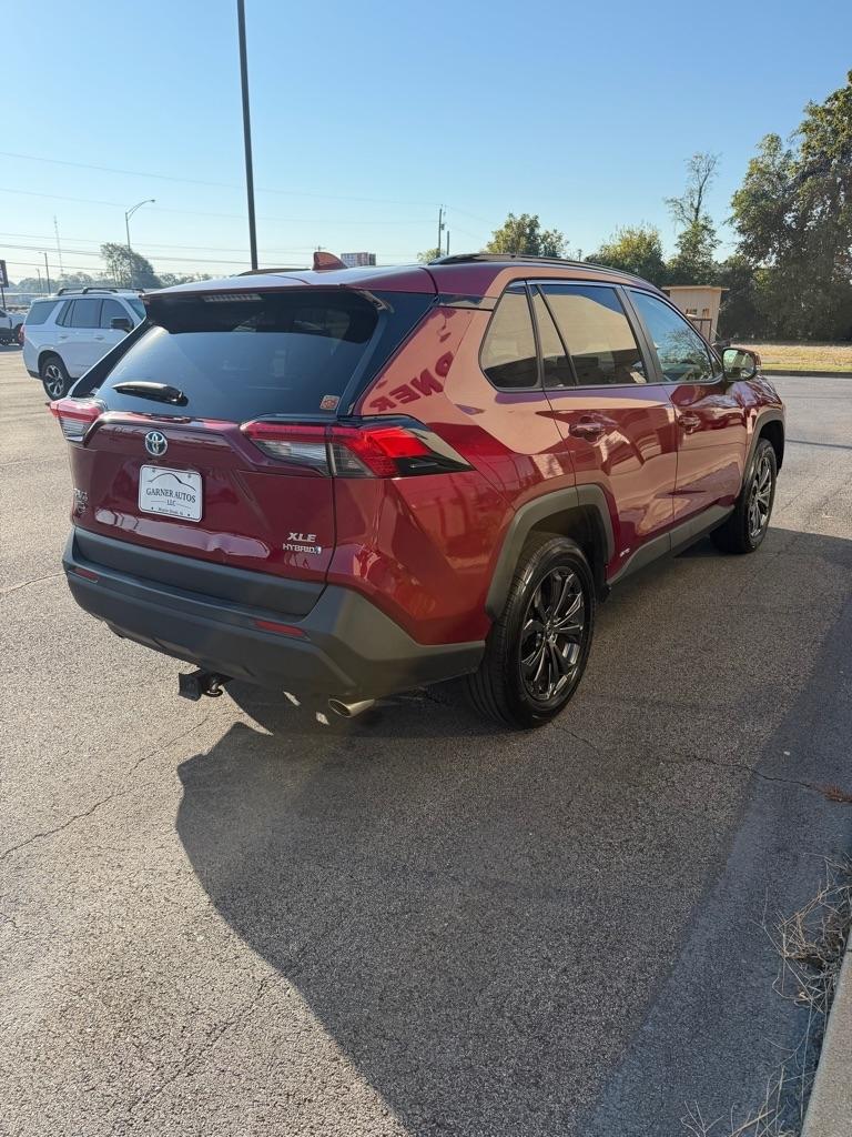 Toyota RAV4 Hybrid XLE Premium 2023