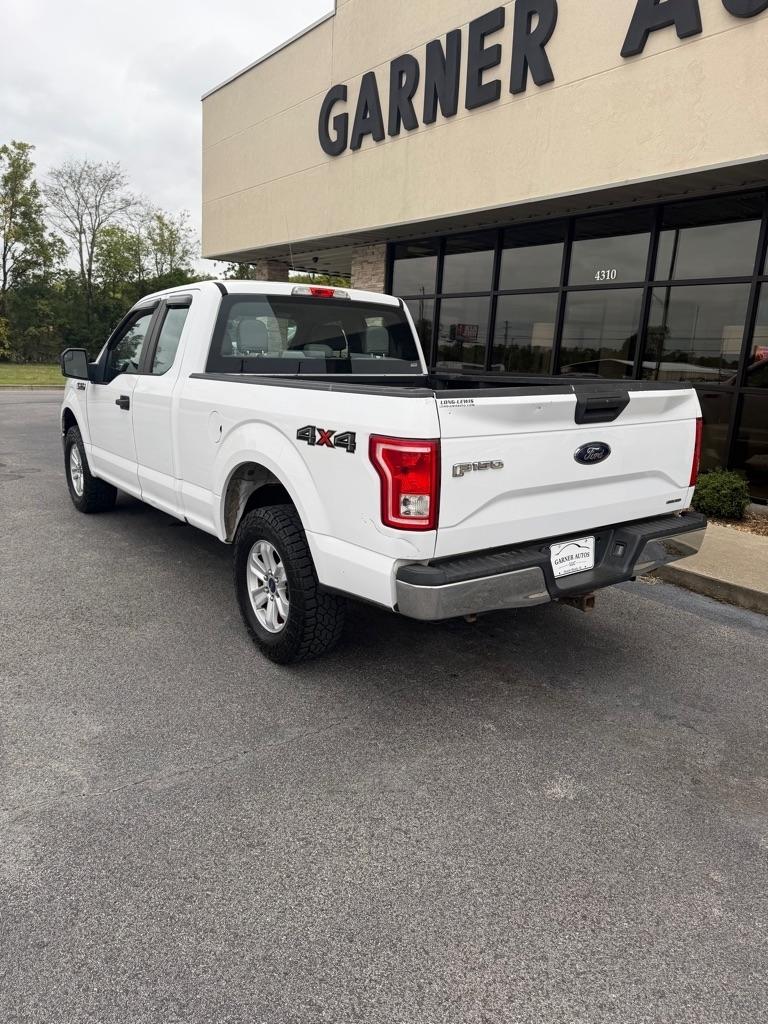 Ford F-150 XL SuperCab 8-ft. Bed 4WD 2015