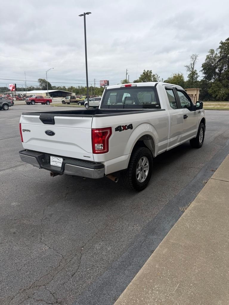 Ford F-150 XL SuperCab 8-ft. Bed 4WD 2015