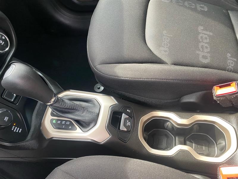 Jeep Renegade Latitude 4WD 2017 Jeep Renegade Latitude 4WD 2017