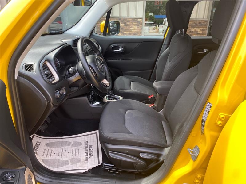 Jeep Renegade Latitude 4WD 2017 Jeep Renegade Latitude 4WD 2017