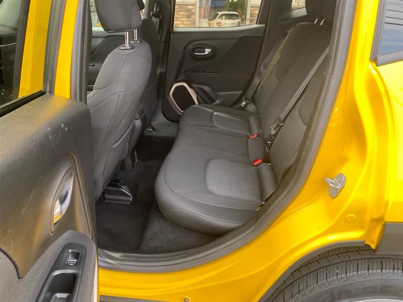 Jeep Renegade Latitude 4WD 2017 Jeep Renegade Latitude 4WD 2017