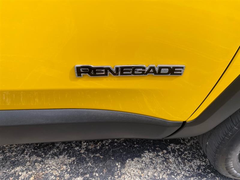 Jeep Renegade Latitude 4WD 2017 Jeep Renegade Latitude 4WD 2017