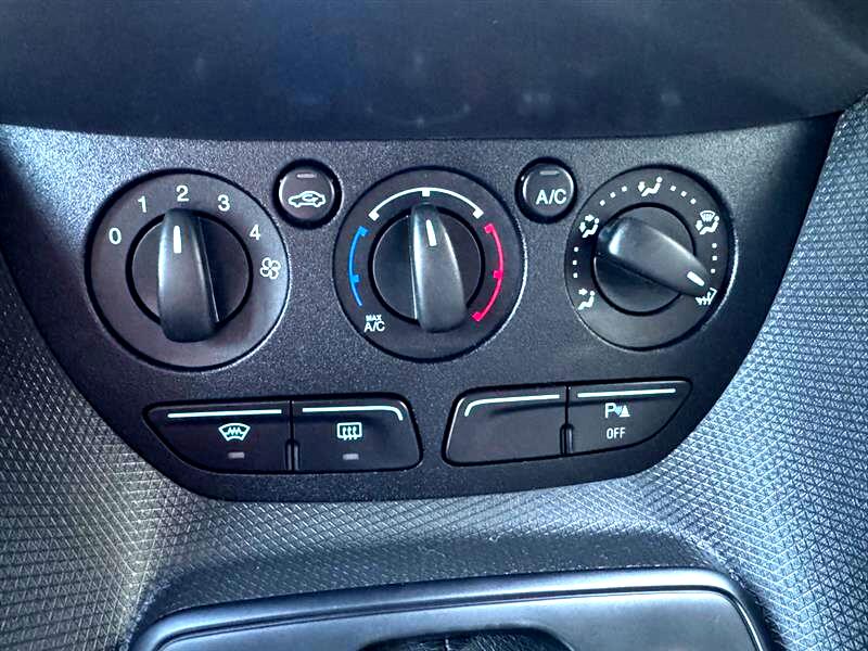 Ford Transit Connect Cargo Van XLT LWB w/Rear Liftgate 2016