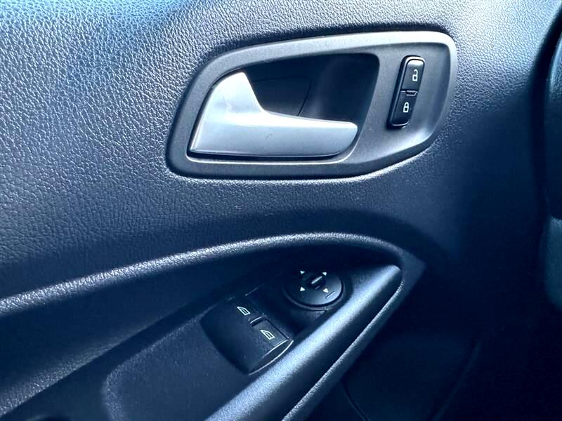 Ford Transit Connect Cargo Van XLT LWB w/Rear Liftgate 2016