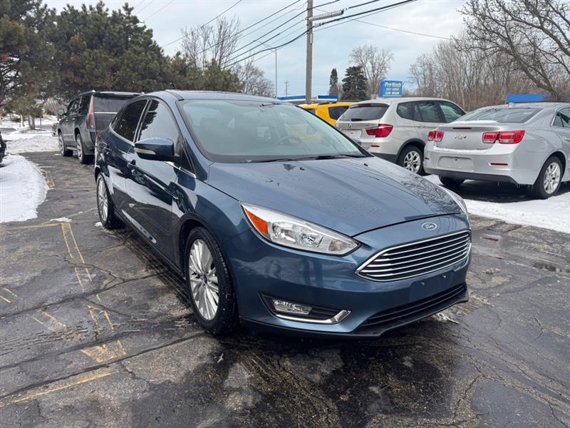 Ford Focus Titanium Sedan 2018