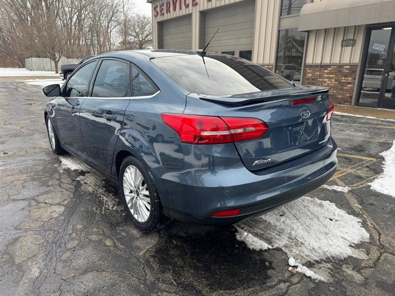 Ford Focus Titanium Sedan 2018