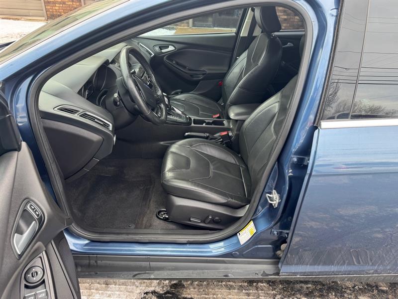 Ford Focus Titanium Sedan 2018