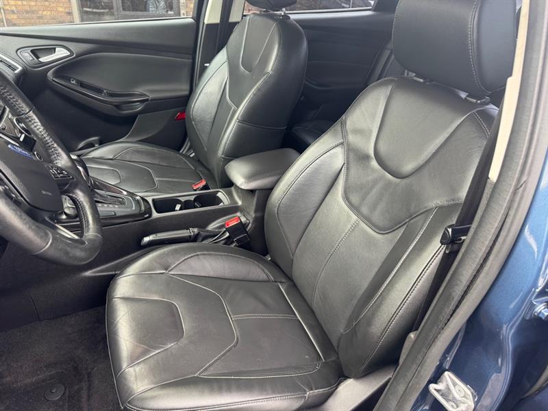 Ford Focus Titanium Sedan 2018