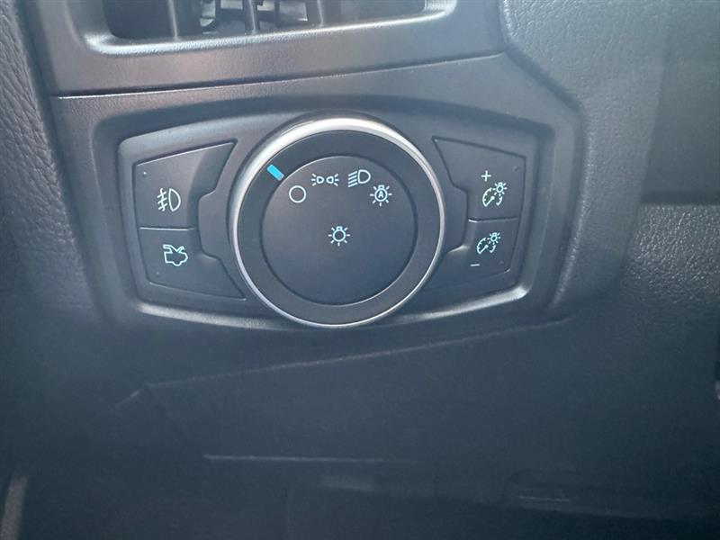 Ford Focus Titanium Sedan 2018