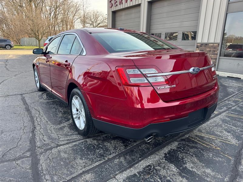 Ford Taurus SEL FWD 2016