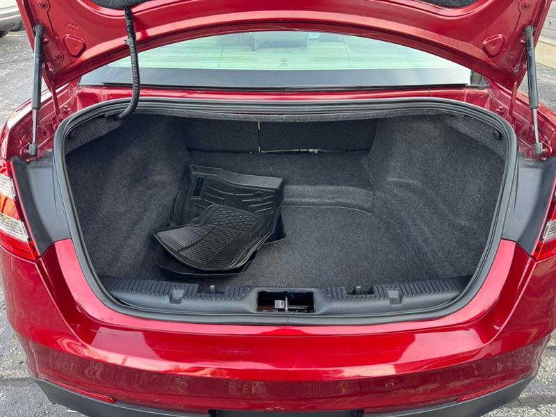 Ford Taurus SEL FWD 2016
