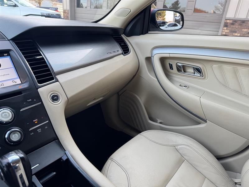 Ford Taurus SEL FWD 2016
