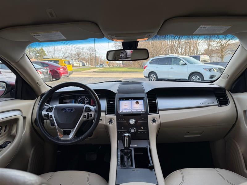 Ford Taurus SEL FWD 2016