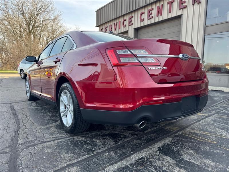 Ford Taurus SEL FWD 2016