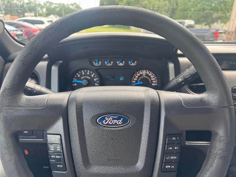 Ford F-150 XL SuperCab 8-ft. Bed 4WD 2014