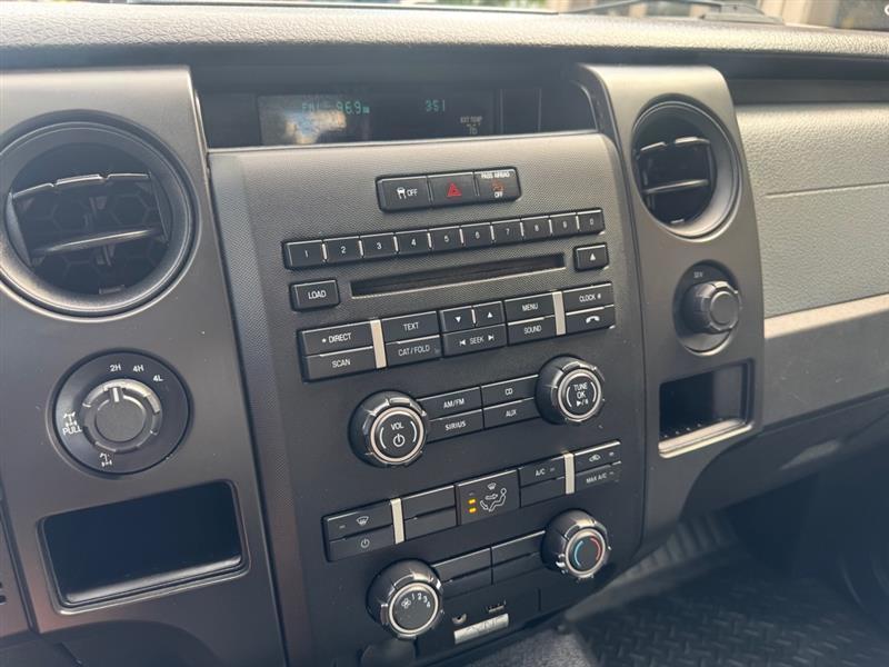 Ford F-150 XL SuperCab 8-ft. Bed 4WD 2014