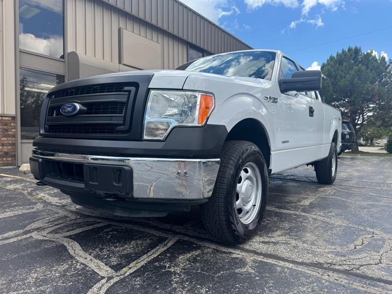 Ford F-150 XL SuperCab 8-ft. Bed 4WD 2014