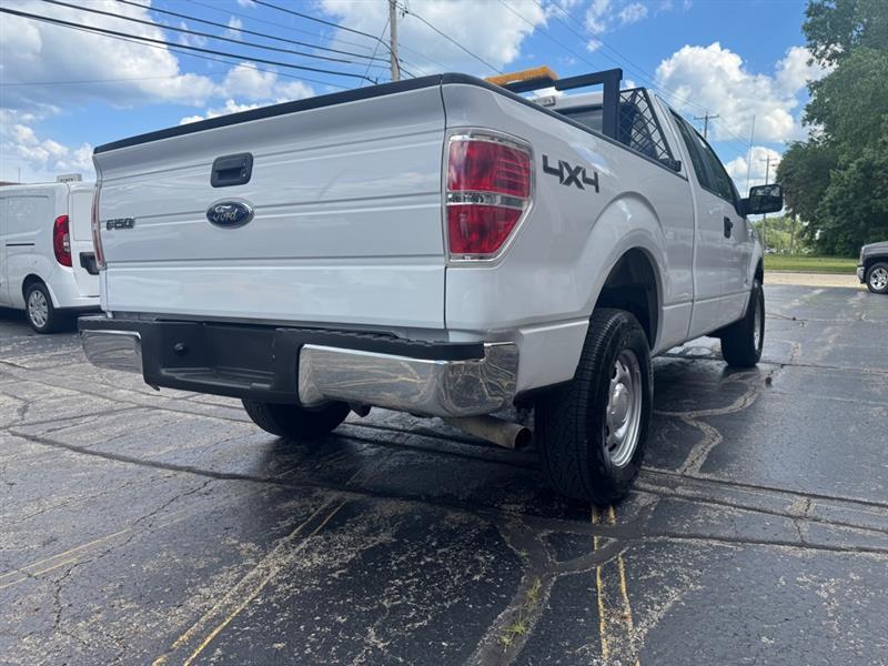 Ford F-150 XL SuperCab 8-ft. Bed 4WD 2014