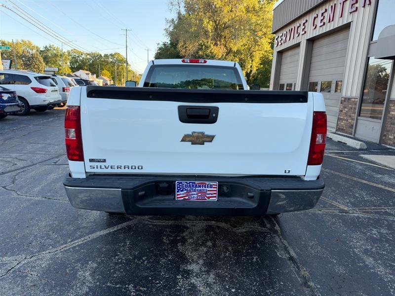 Chevrolet Silverado photo 5