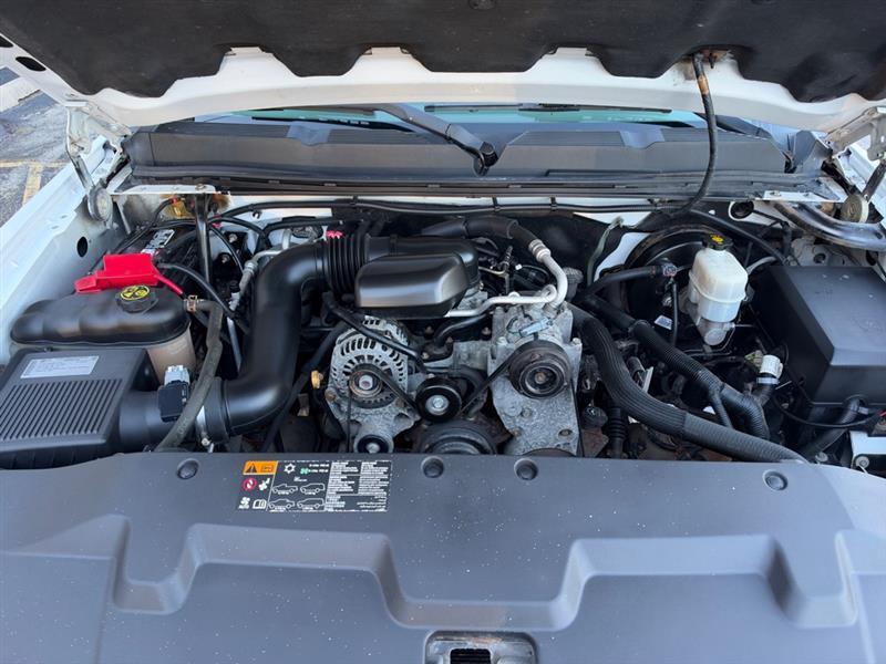 Chevrolet Silverado photo 8