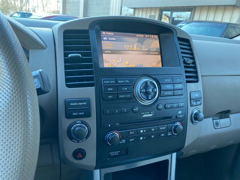 Nissan Pathfinder S 4WD 2011