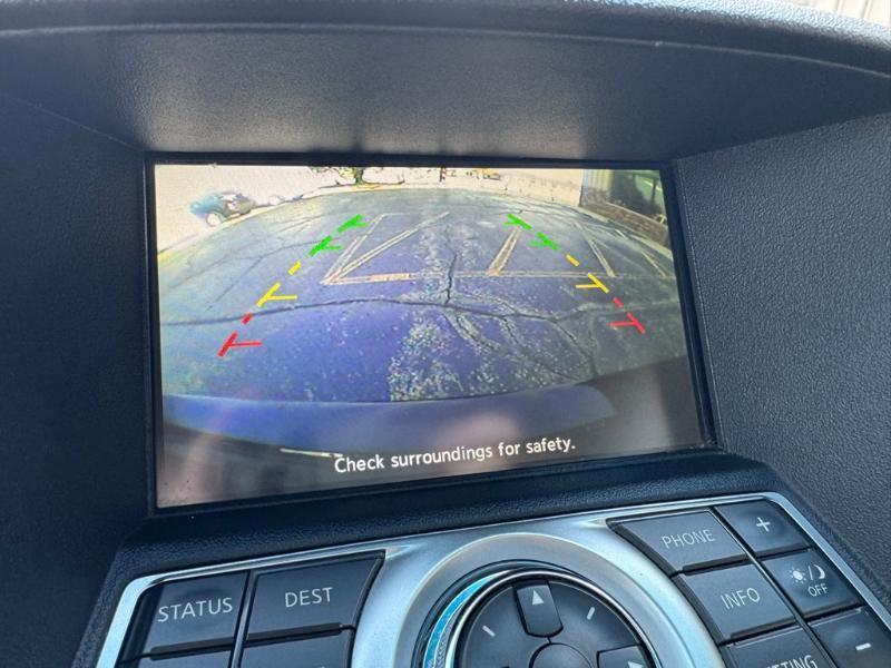 Nissan Maxima SV 2011